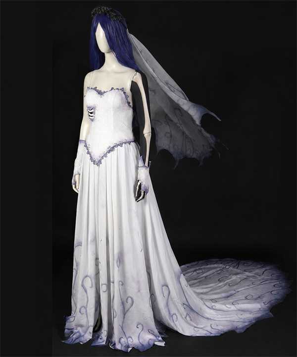 CosNova gothic bride wedding dress and veil mannequin front view